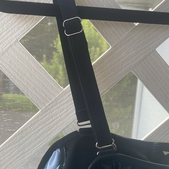 Daci Tropical Off-Shoulder One-Piece Swimsuit - Picture 10 of 12